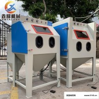 深圳周边手动喷砂机供应箱式手动喷砂机小型手动除锈干式喷沙机五金模具喷砂机