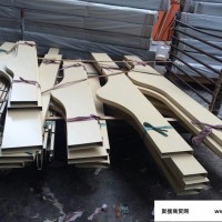 上海市中式餐厅特色造型弧形木纹铝方通吊顶材料定做就找广东德普龙建材厂，设计安装均可。